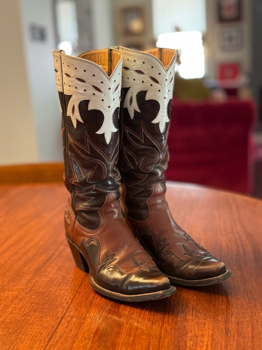Heritage Boot Western Boots - Size 6.5 (fits a 7)